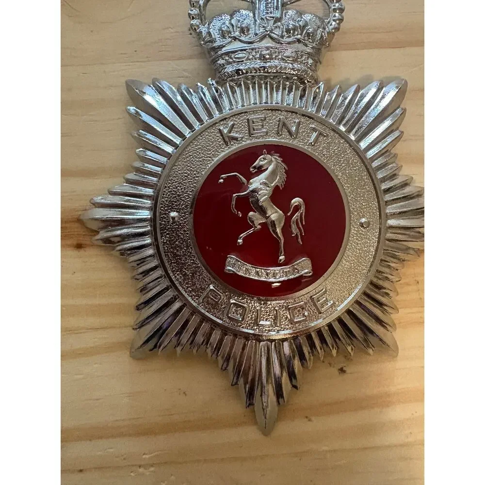 Kent Police Helmet Badge Enamel Pin Memorabilia